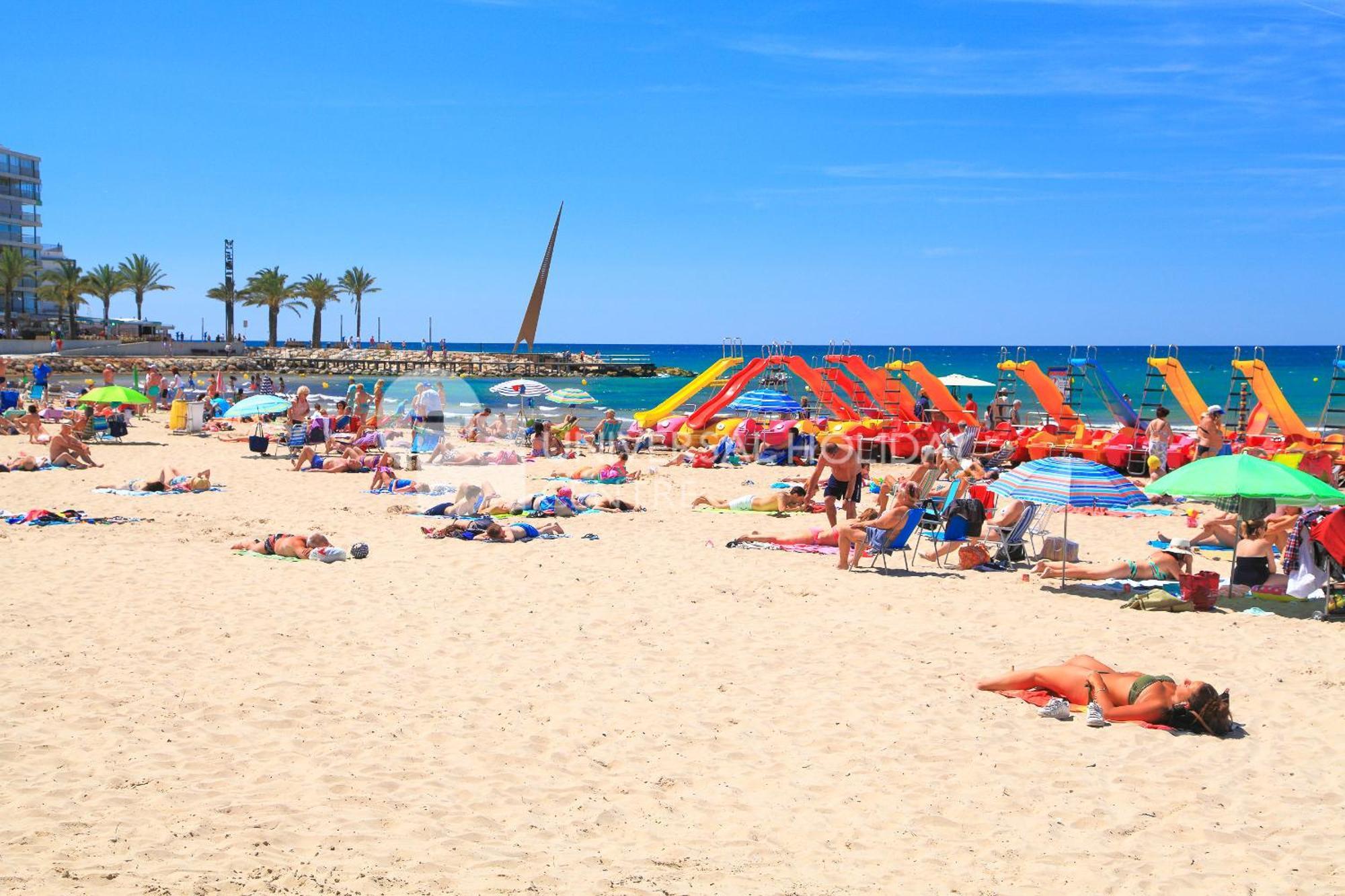 Uhc Santillana Family Complex Salou Exteriör bild