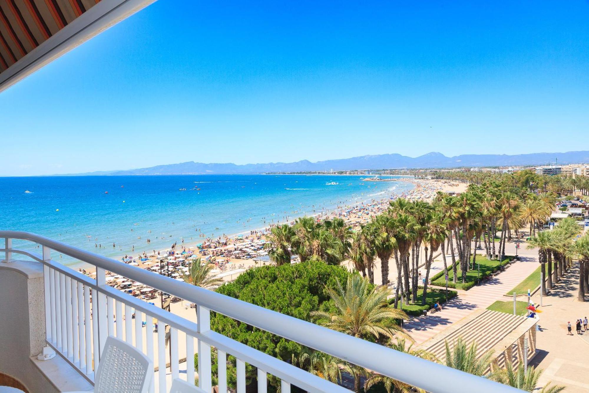 Uhc Santillana Family Complex Salou Rum bild