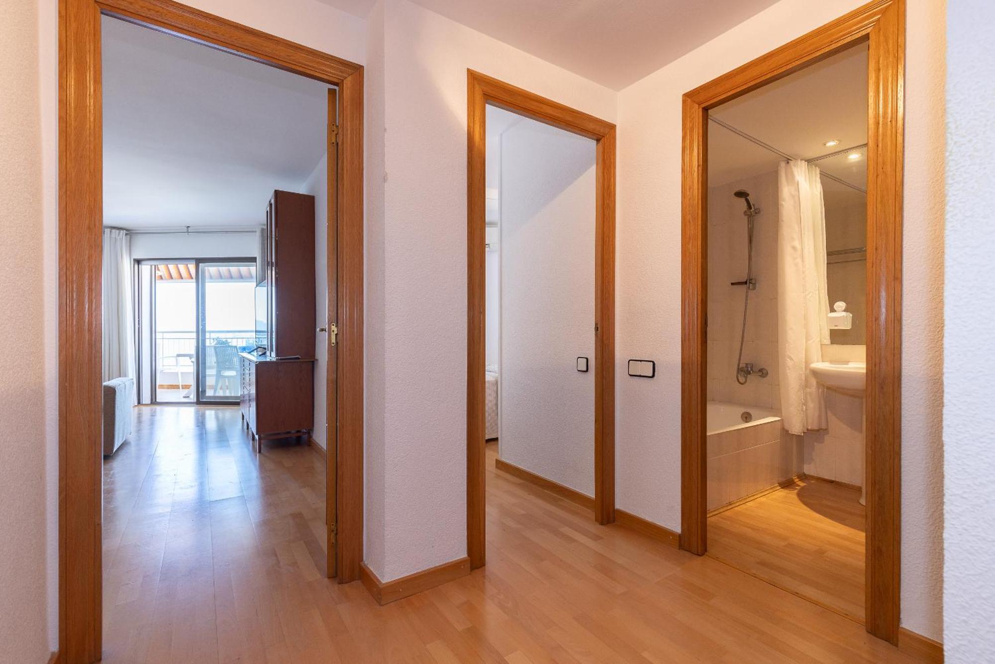Uhc Santillana Family Complex Salou Rum bild